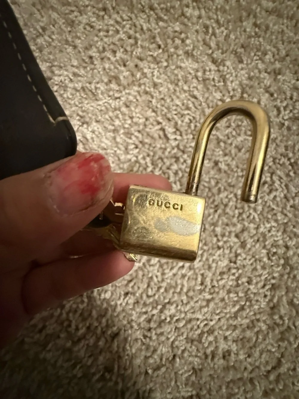 Gucci Gold Padlock Key Charm with Brown Leather holder A2 - Picture 2 of 8